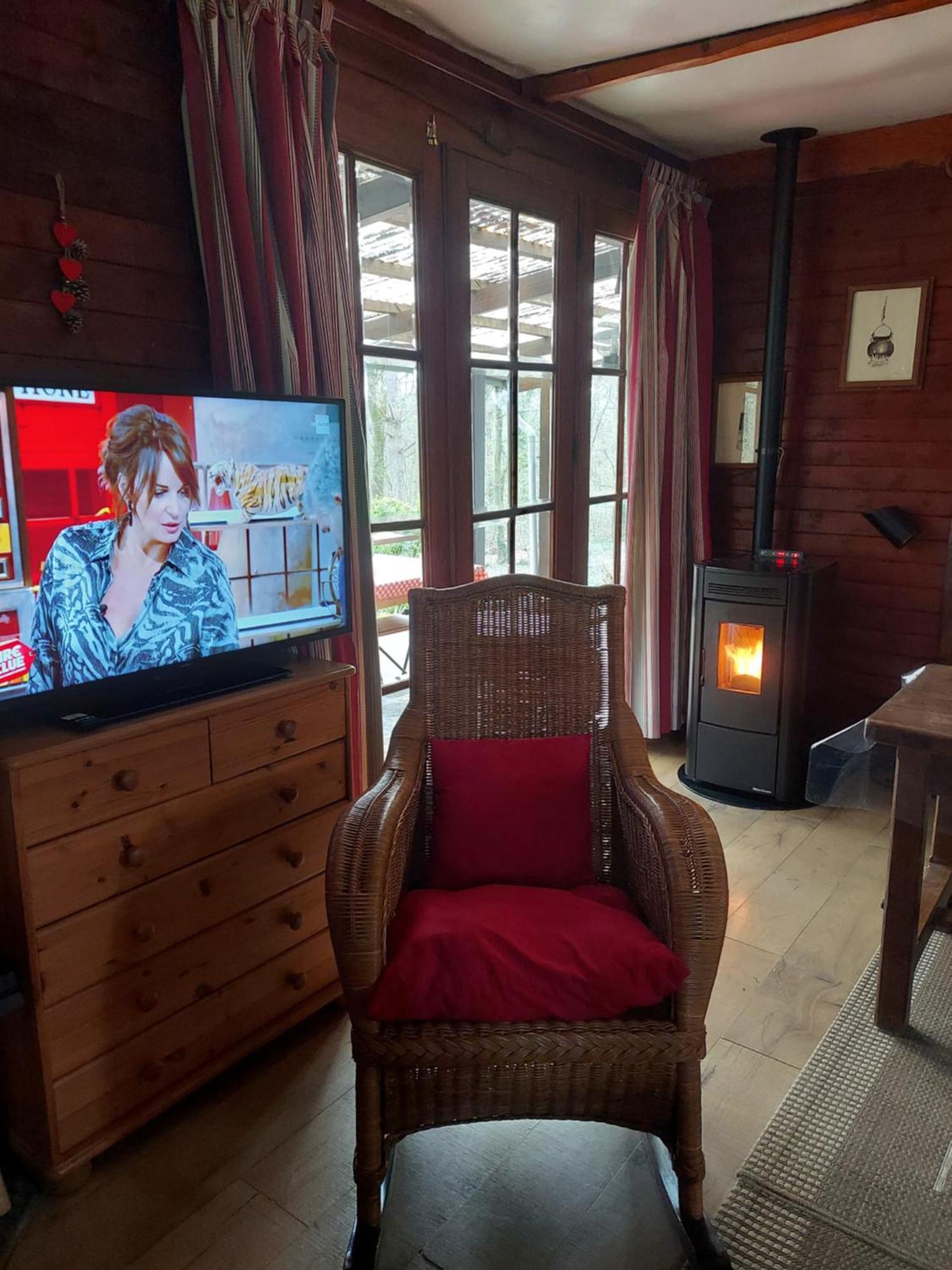 Chalet Des Pins D'Autriche Comblain-Fairon Esterno foto